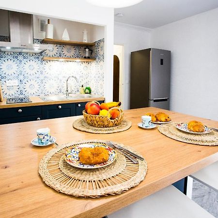 Romantic Sea View Studio, Steps Away From The Beach Антіб Екстер'єр фото